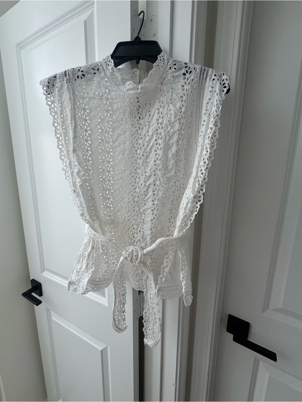 Rebecca Taylor White Eyelet Crochet Tie-Front Blouse